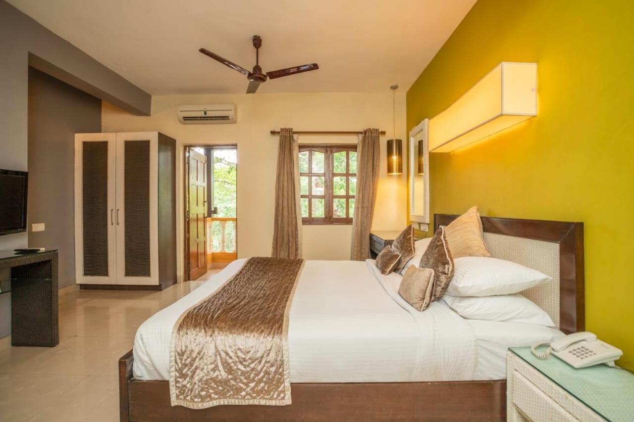Holiday Goa Hotel Arpora Luaran gambar
