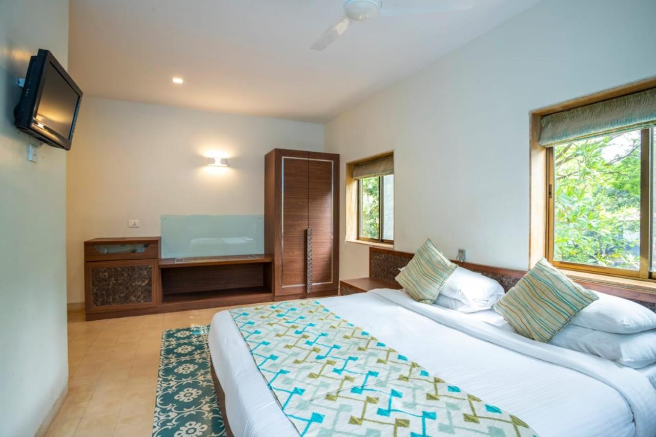 Holiday Goa Hotel Arpora Luaran gambar